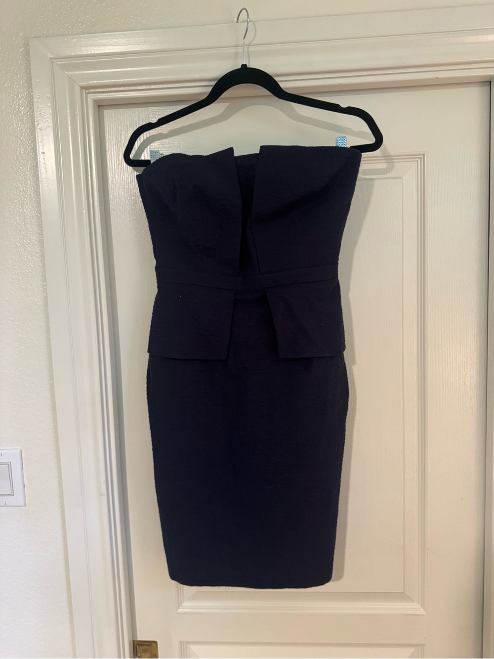 Banana republic navy strapless dress size 4